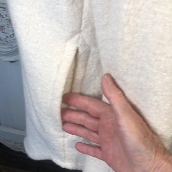 OAK & FORT Thick Rayon Wool Blend Long Sleeve Pointed Collar Button Down Shacket - Picture 9 of 15